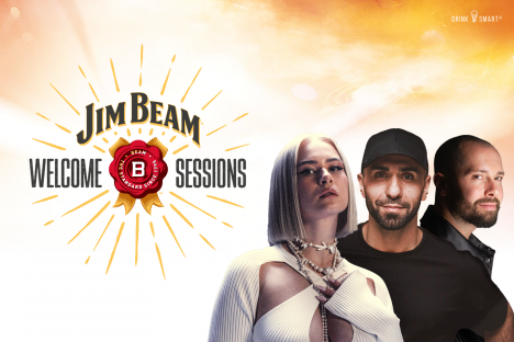 Jim Beam und Achtung! Alive schaffen Konzerterlebnisse - Auf den Welcome Sessions 2022 von Jim Beam können Fans Popsängerin Mathea, Rapper MoTrip und DJ David Puentez live erleben - Foto: Achtung! Alive